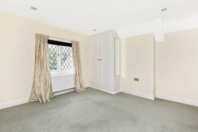  Image of 3 bedroom Detached house for sale in Allerton Park Allerton Park Knaresborough HG5 at Allerton Park  Knaresborough, HG5 0SE